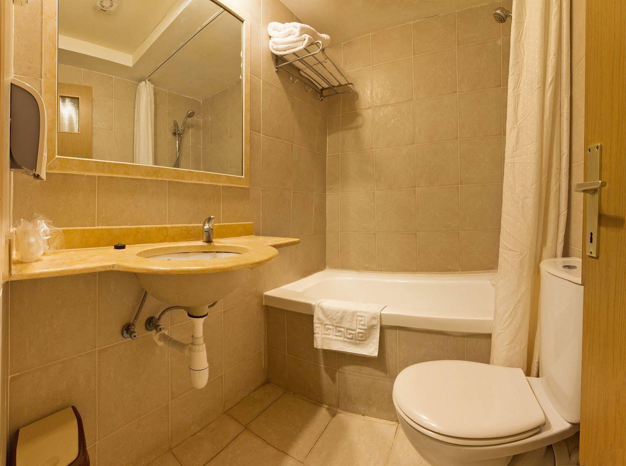 Shoresh Green Hills Family Suites Hotel Екстериор снимка