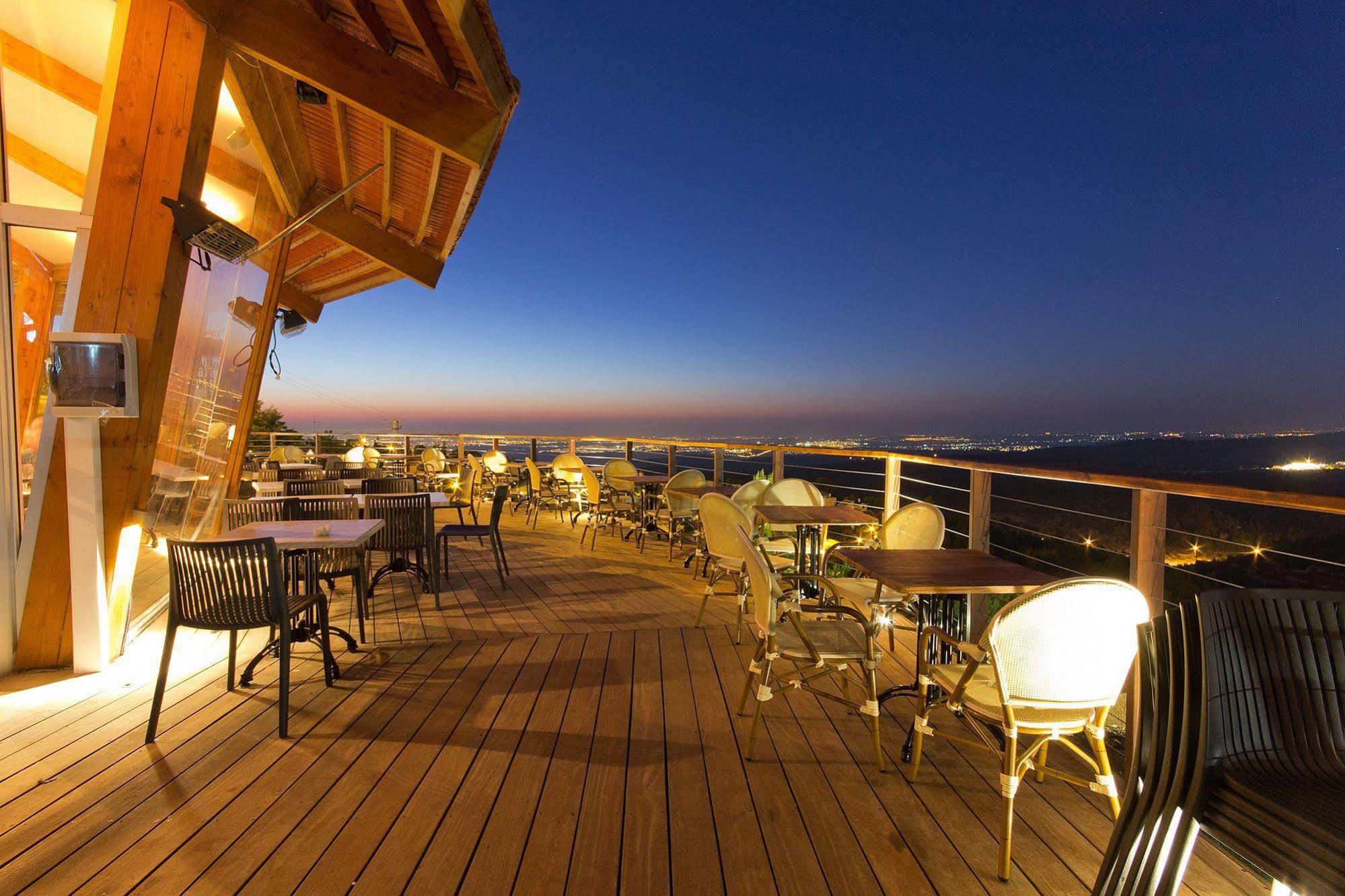 Shoresh Green Hills Family Suites Hotel Екстериор снимка